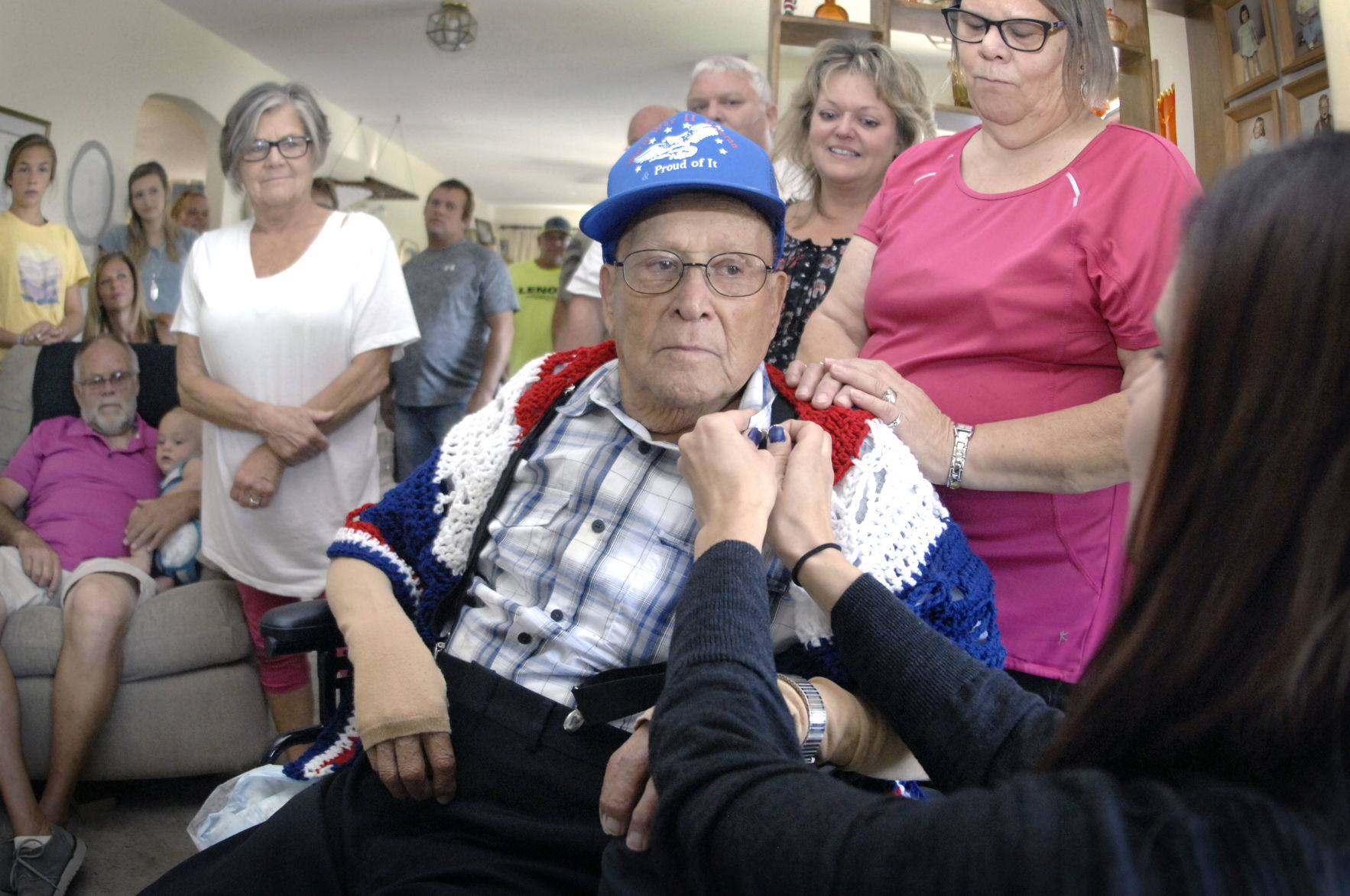'WE HONOR VERTERANS'